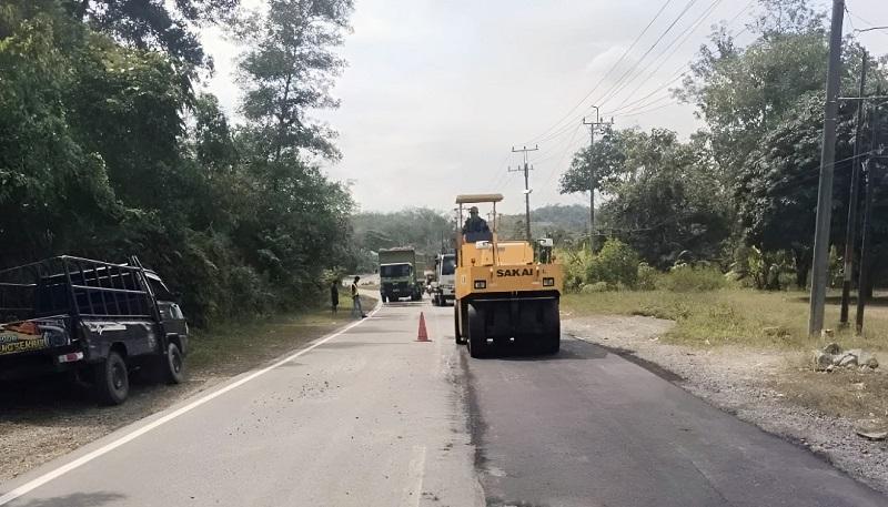 Ruas Jalan Nasional Kuansing Diperbaiki, Dukung Kelancaran MTQ dan Pacu Jalur 2026