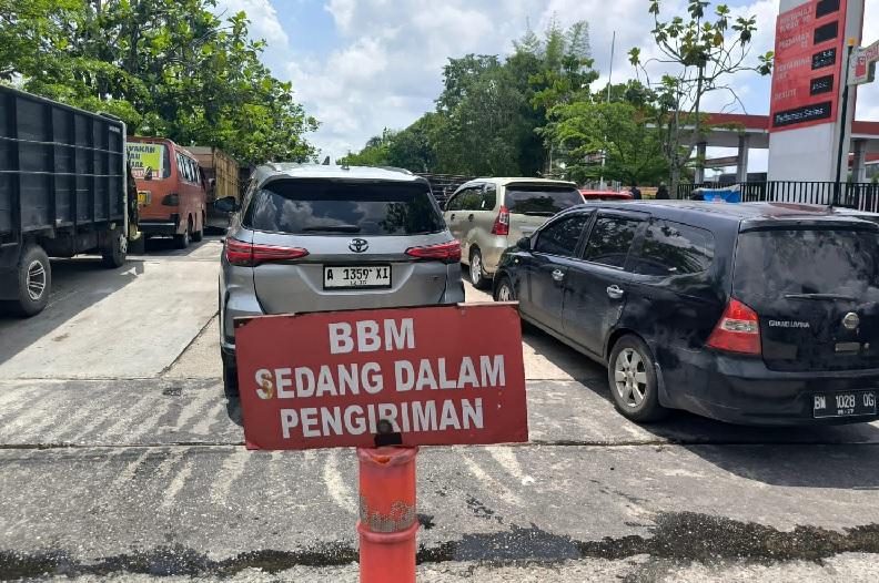 Dinas ESDM Riau Pastikan Stok BBM Aman, Pertamina Tambah Pasokan 20 Persen