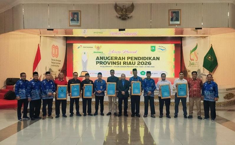 Puncak Anugerah Pendidikan Provinsi Riau 2026, Beri Apresiasi untuk Guru dan Siswa Terbaik