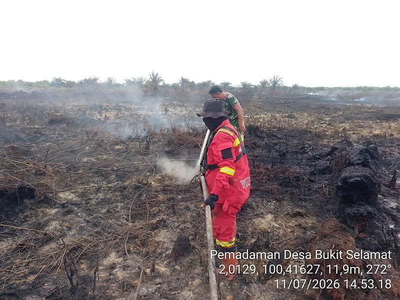 Karhutla di Rohil Berhasil Dipadamkan, Asap Masih Bertahan di Lahan Gambut
