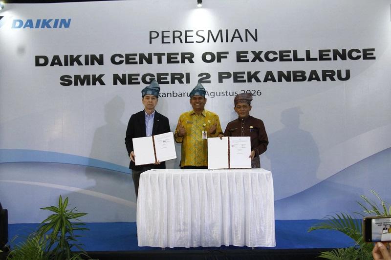 DAIKIN Resmikan Center of Excellence di SMKN 2 Pekanbaru, Pertama di Sumatera