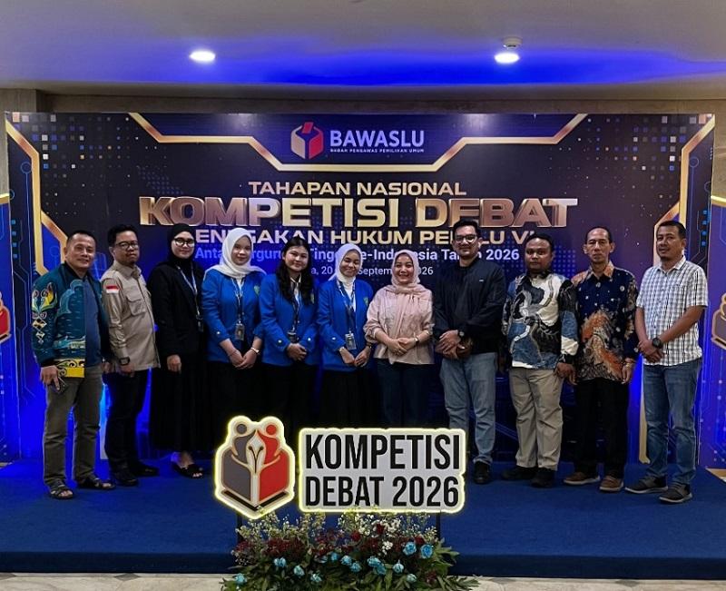 Bersaing dengan 409 Regu se-Indonesia, UIR Tembus 16 Besar Debat Hukum Pemilu