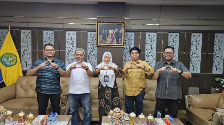 Pakar Gambut Unri Dilibatkan Presiden Tangani Karhutla, Rektor: Kami Bangga