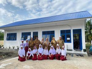 Pasca Terbakar, PTPN IV PalmCo Bangun Kembali Gedung Sekolah di Rohul