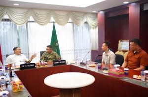 Silaturahmi dengan Dangrup 3 Kopassus, Plt Gubri SF Hariyanto Dorong Sinergi Jaga Riau