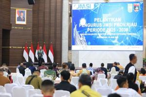 Era Digital Kian Menantang, Pemprov Riau Minta Media Jaga Akurasi dan Kredibilitas